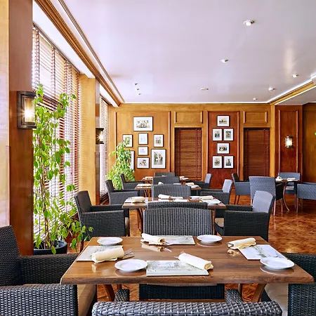 Penina & Golf Hotel 5*