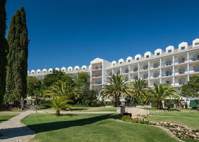 Semesteranläggning (resort) Penina & Golf 5*